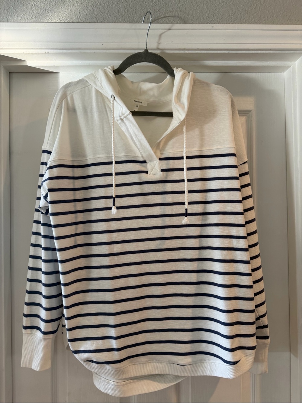 Maurices White and Navy Striped Crewneck Hoodie Sweater